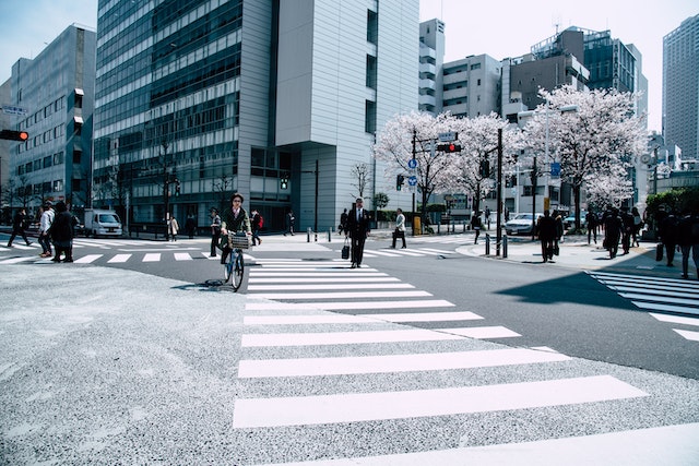 青海为何勤工俭学对在日本的留学生的职业生涯至关重要？